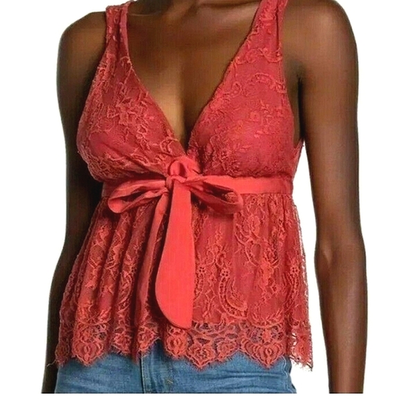 🆕🌿FREE PEOPLE LACE TOP🌿 - Picture 3 of 7